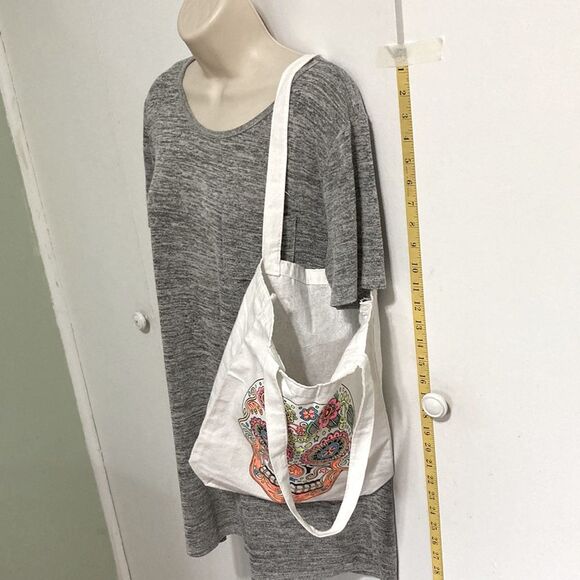 Hand-Painted Skull Canvas Tote Bag Neon Glow in the Dark 13.5 x 13 x 2.5 inches - Picture 4 of 14